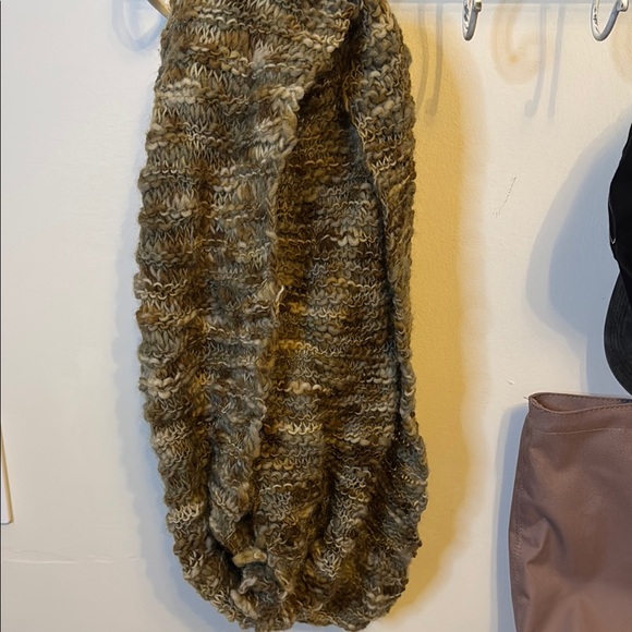 Cozy Knit Infinity Scarf - Picture 1 of 1